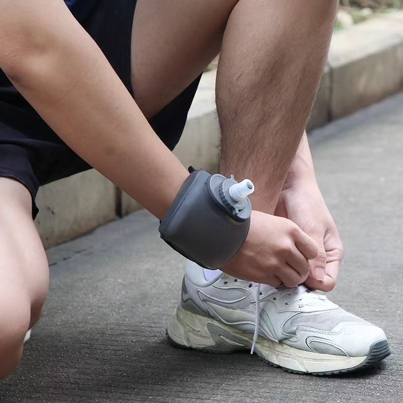 Sports wrist water bottle